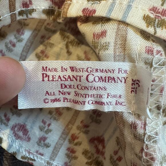 18" American Girl Doll 1986 PC Felicity Meet Dress Outfit: Rose Garden Gown, Hat - Picture 6 of 7